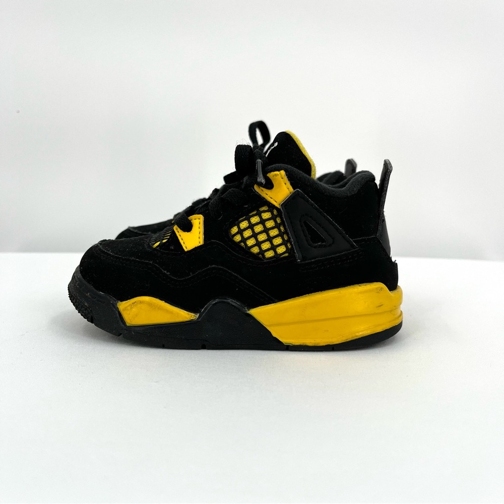 Jordan 4 Retro TD Black and Yellow Thunder Kids Sneakers